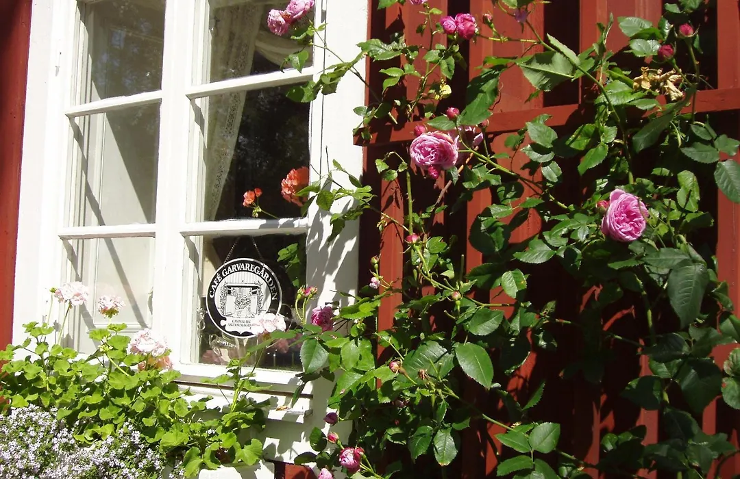 Garvaregården Hotel , B&B och Café-1